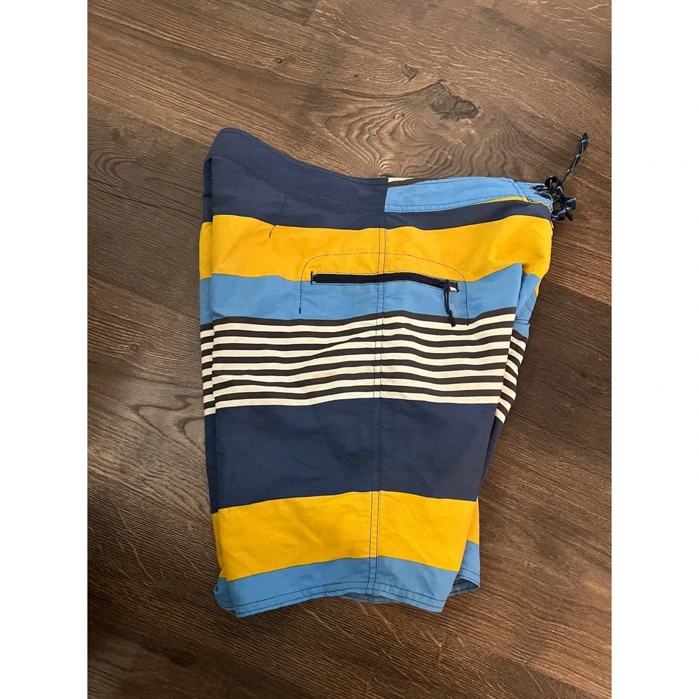 Patagonia Mens Striped Board Shorts Blue‎ Yellow Swim Trunks Size 30